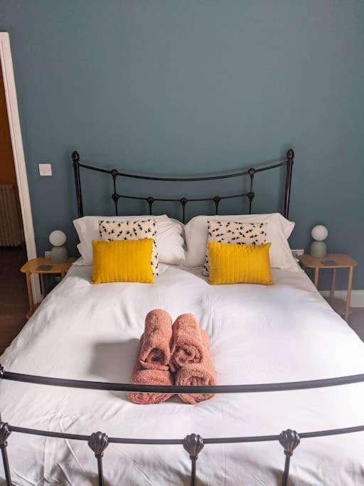 Stylish And Colourful Flat Minutes From The Beach Маргейт Екстер'єр фото